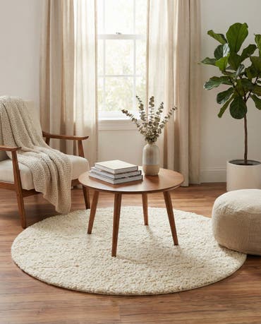  4' 1 x 4' 1  Hand Woven Haka Deluxe Shag Round Rug