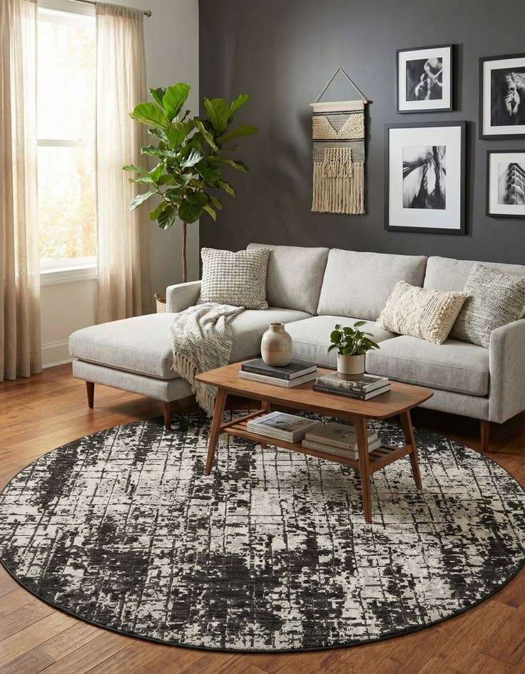 Detail image of 7' 10 x 7' 10 Easy-Clean Modern Indoor / Outdoor Round Rug