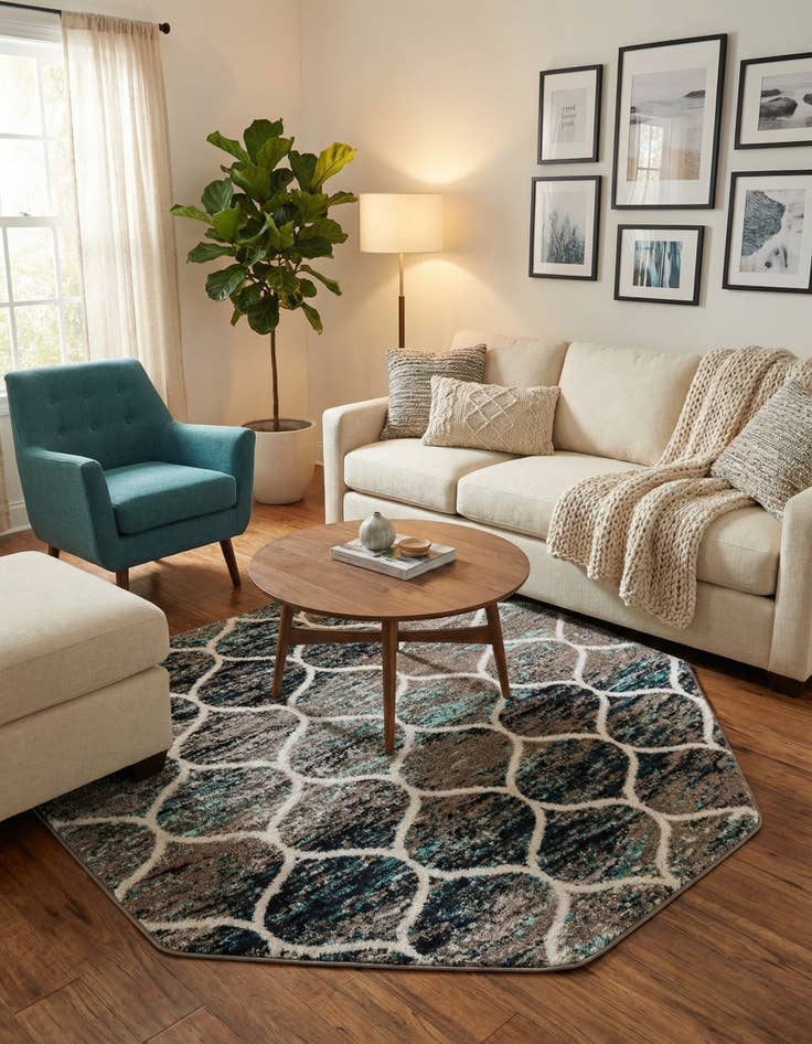 Detail image of  5' 3 x 5' 3 Lattice Frieze Octagon Rug