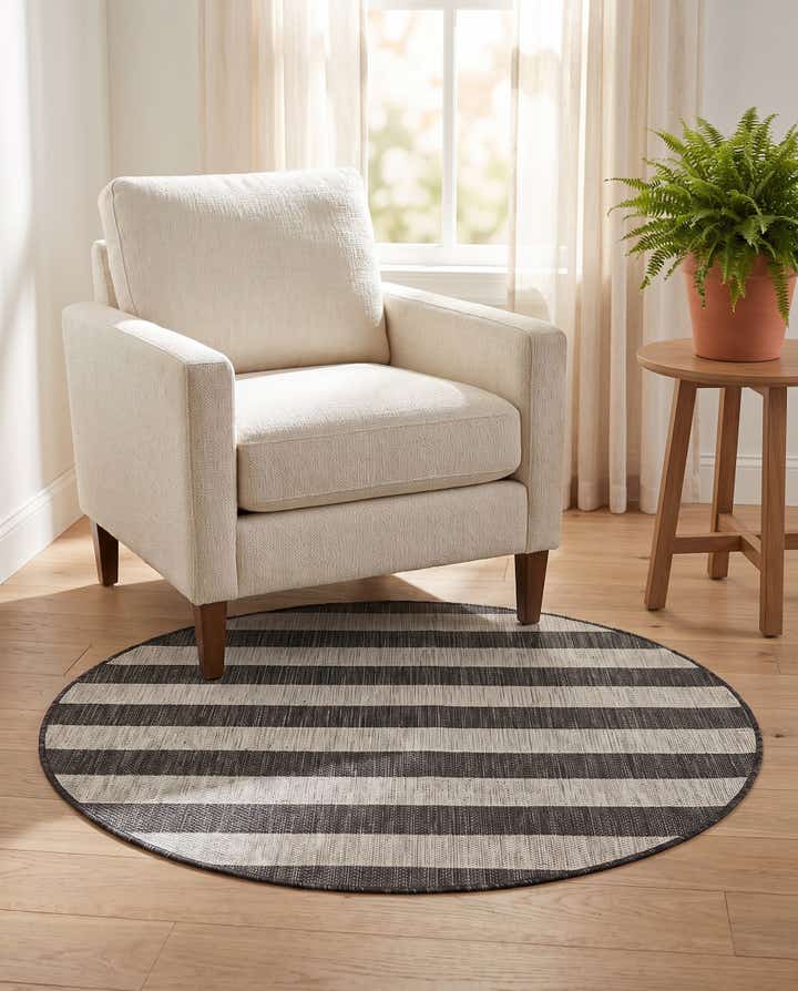 4' x 4' Easy-Clean Ribbon Indoor / Outdoor Round Rug