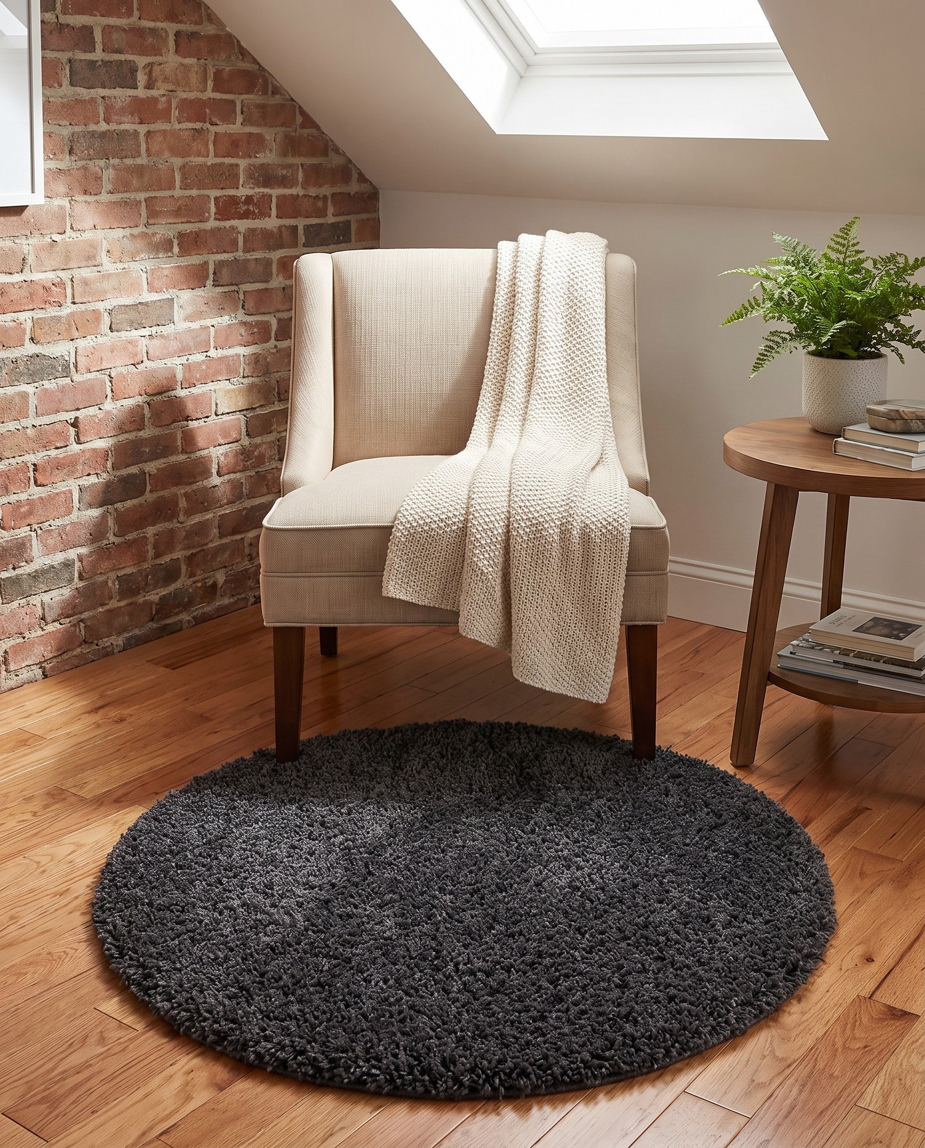 3' x 3' Solid Shag Round Rug