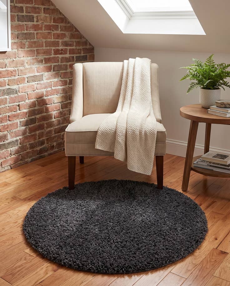 Detail image of 3' x 3' Solid Shag Round Rug