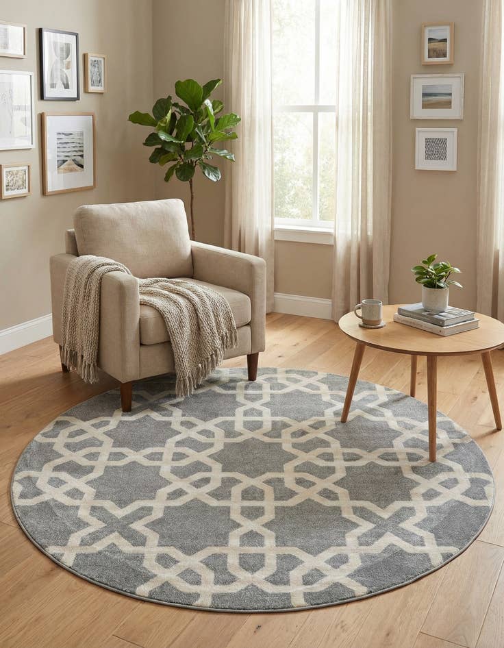 Detail image of  8' x 8' Lattice Round Rug