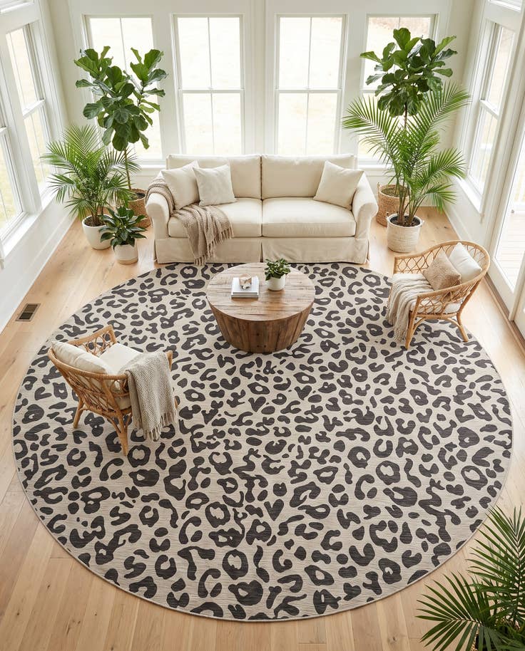 Detail image of 12' x 12' Easy-Clean Safari Indoor / Outdoor Round Rug