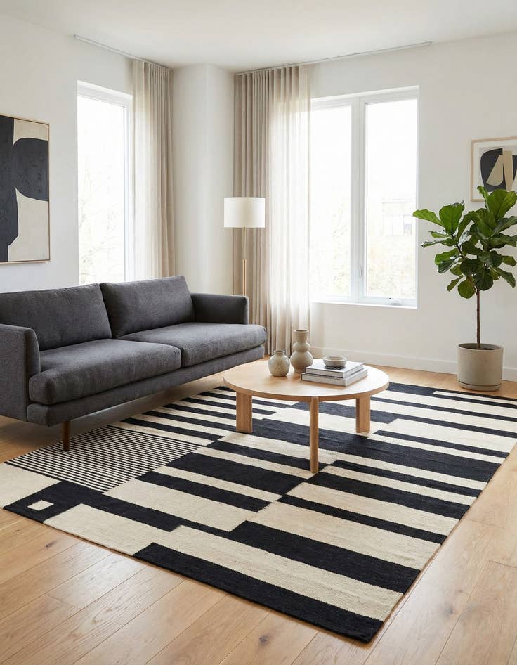 Detail image of 5' x 6' 9  Hand Woven Kilim Modern Wool Rug