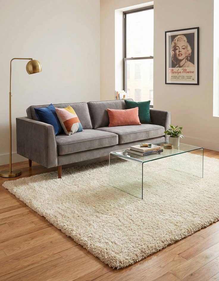 Detail image of 6' x 9' Marilyn Monroe™ Shag Rug