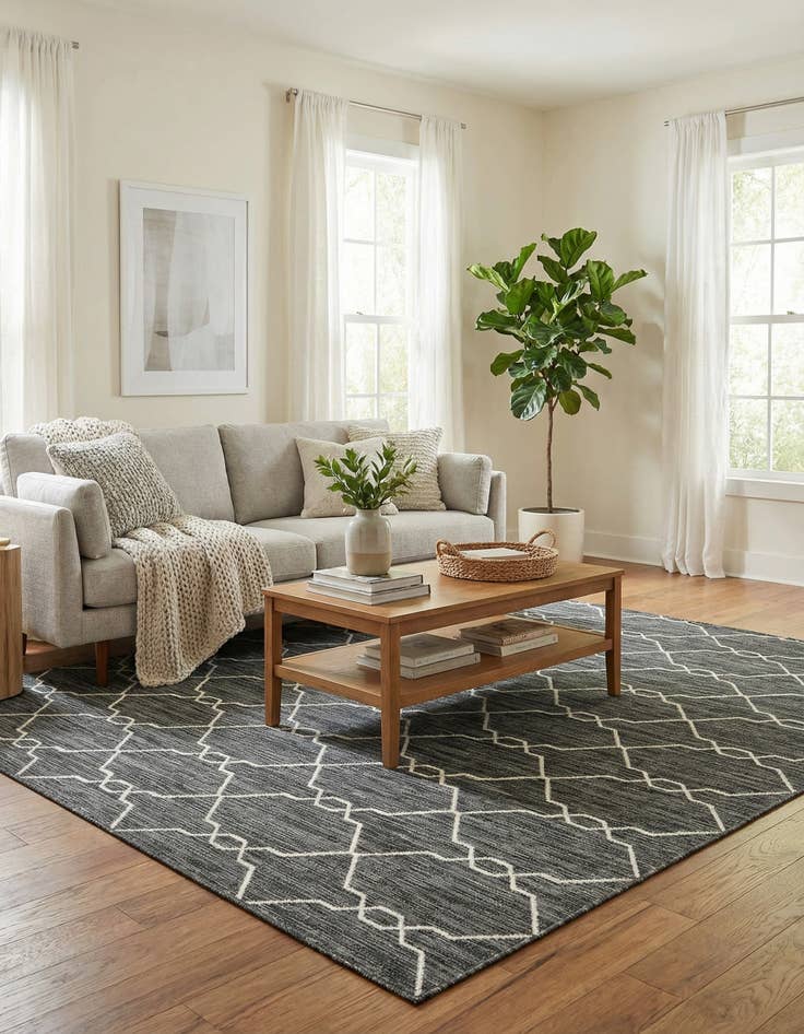 Detail image of 6' x 9'  Washable Trellis Indoor / Outdoor Rug