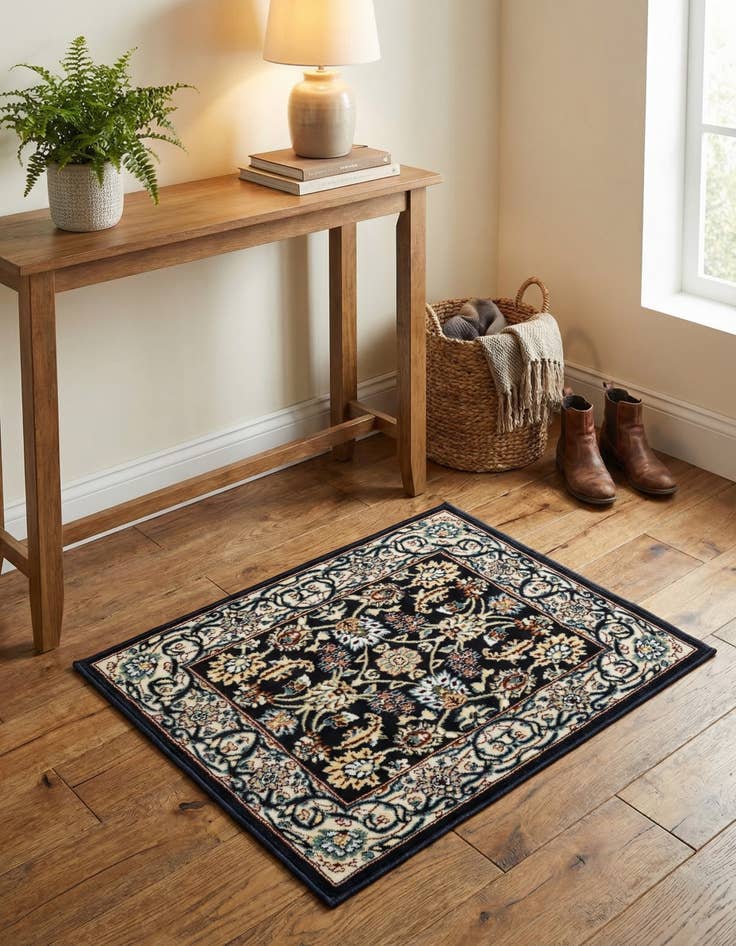 Detail image of 2' 2 x 2' 7 Nain Rug