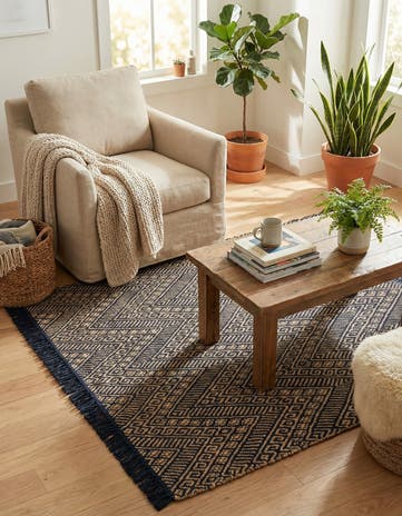 5' 1 x 5' 1 Handmade Braided Jute Square Rug