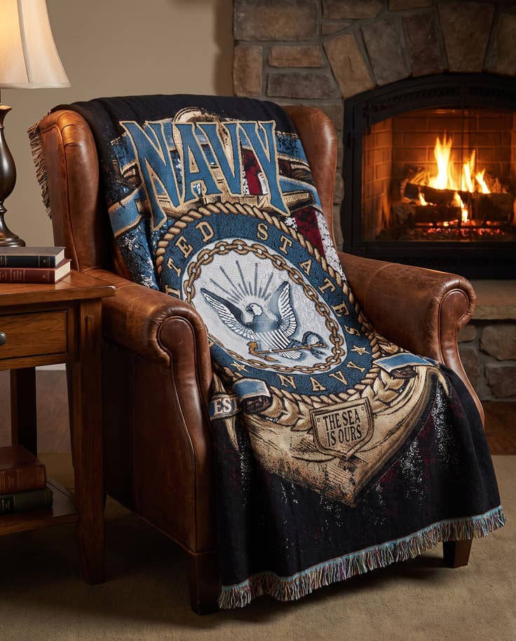 Detail image of 4' 6 x 6' Navy Strong Throw Blanket