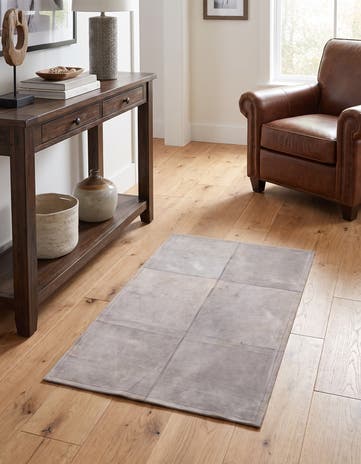 2' x 3' Cowhide Leather Rug