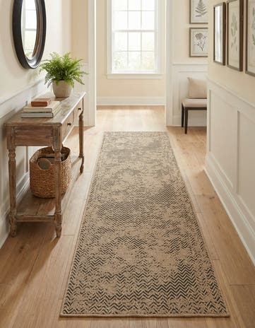 2' 7 x 8' Dunes Runner Rug