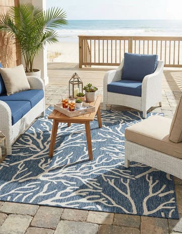 5' 3 x 8' Easy-Clean Coastal Indoor / Outdoor Rug