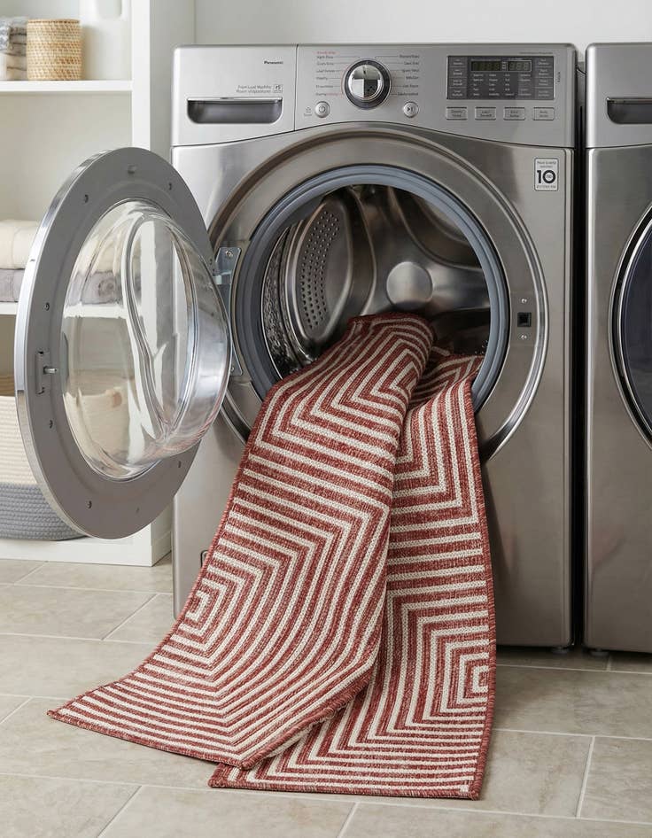 Detail image of  2' x 5' 3  Washable Modern Indoor / Outdoor Runner Rug