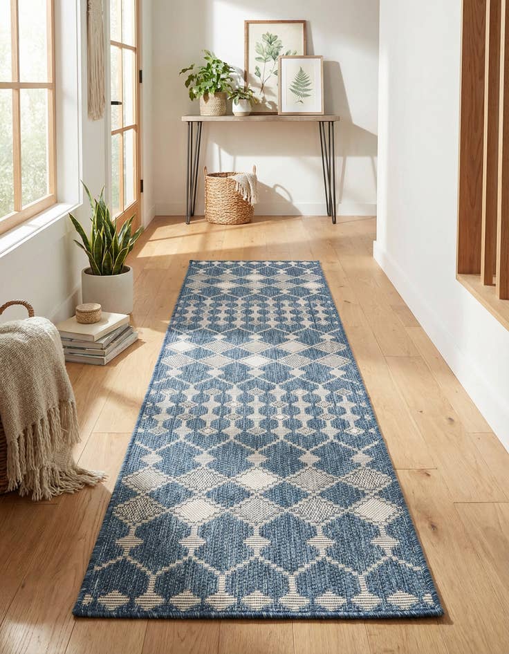 Detail image of 2' x 8' Easy-Clean Trellis Indoor / Outdoor Runner Rug
