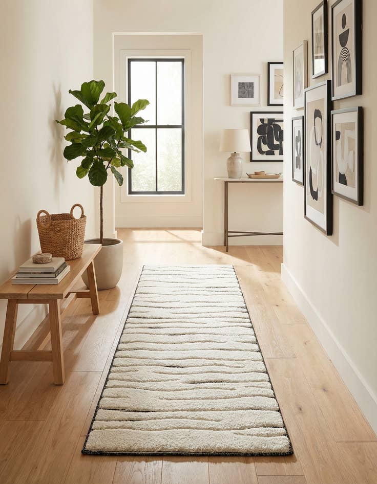 Detail image of  2' 7 x 8' Prismatic Runner Rug