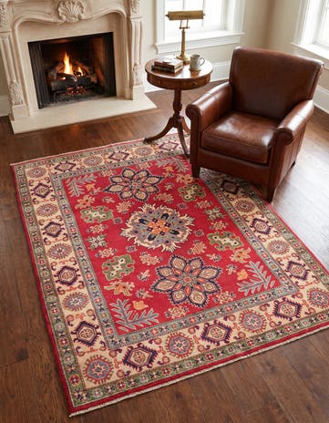 4' 11 x 6' 6 Hand Knotted Kazak Rug