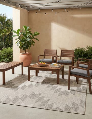 5' 3 x 7' Easy-Clean Modern Indoor / Outdoor Rug