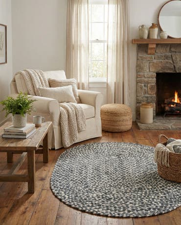  3' 3 x 5' 1  Hand Braided Chindi Oval Rug