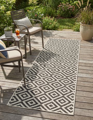 2' x 5' 3 Easy-Clean Jill Zarin Costa Rica Indoor / Outdoor Runner Rug