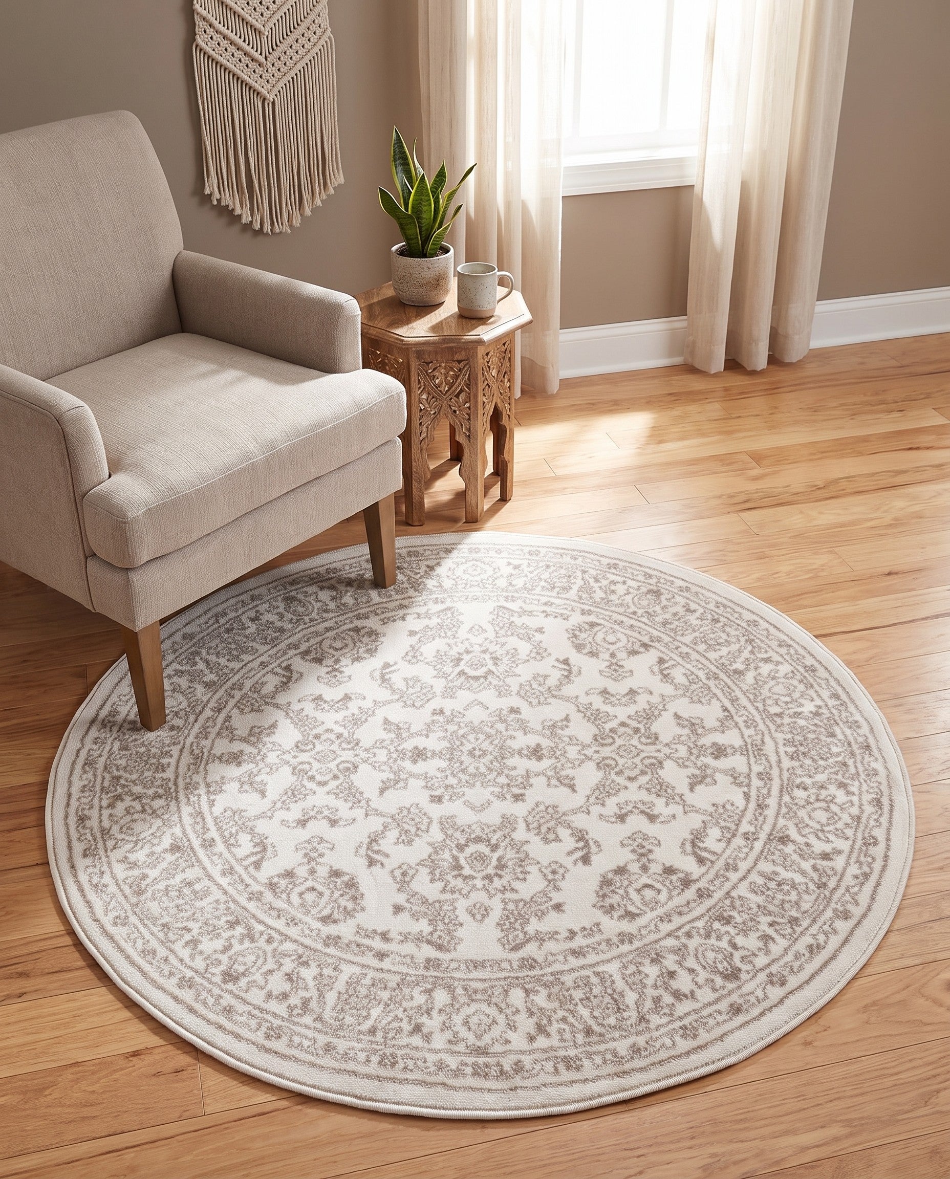 4' 1 x 4' 1 Charlotte Round Rug
