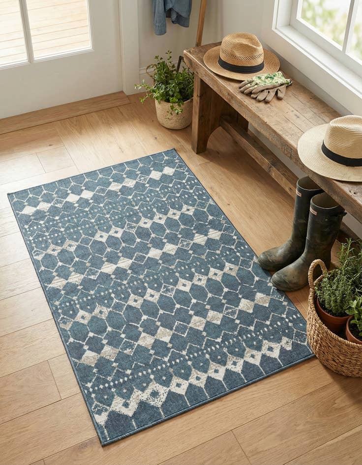 Detail image of 1' 3 x 1' 3  Washable Trellis Indoor / Outdoor Sample Rug