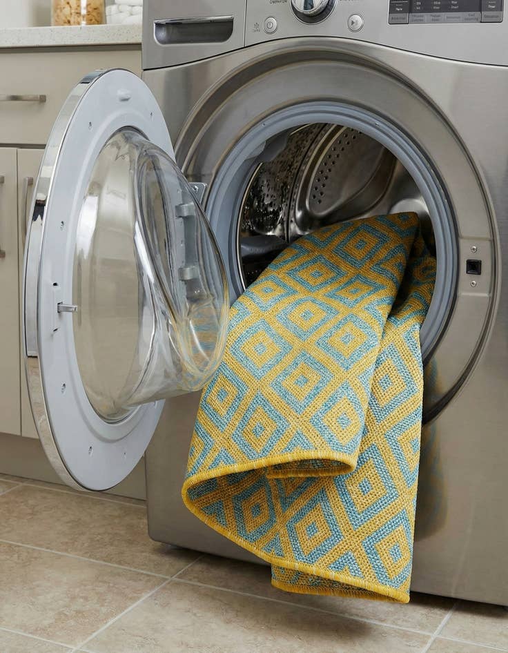 Detail image of 4' x 6'  Washable Jill Zarin Costa Rica Indoor / Outdoor Rug