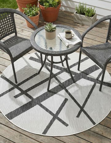 4' x 4' Easy-Clean Modern Indoor / Outdoor Round Rug