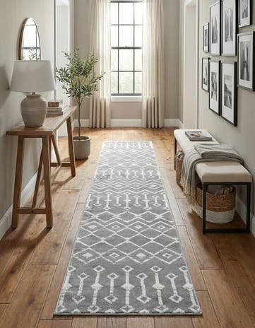 2' x 9' 10 Kasbah Trellis Runner Rug