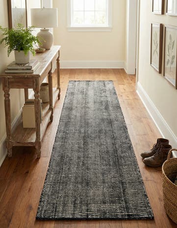 2' x 8' Hand Woven Jill Zarin English Manor Farmhouse Wool Runner Rug