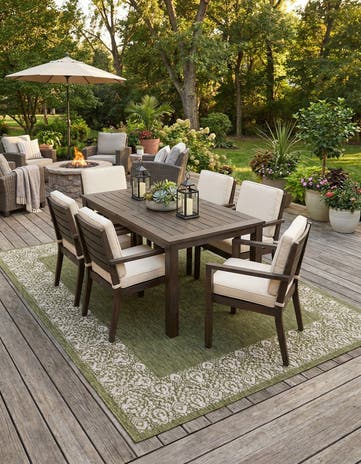 10' x 13' Easy-Clean Border Indoor / Outdoor Rug