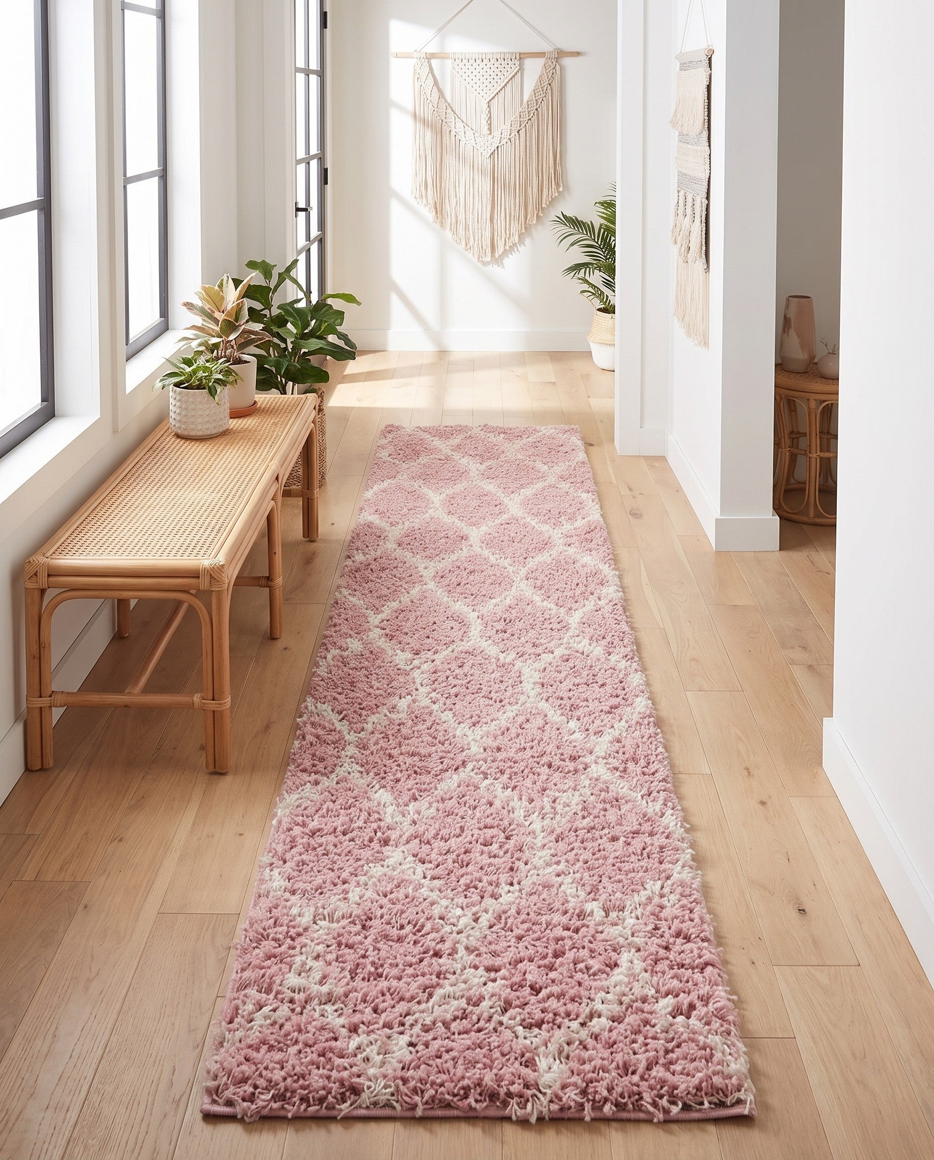 2' 7 x 12' Lattice Shag Runner Rug