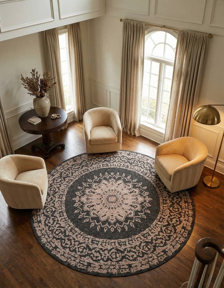 Detail image of  13' x 13'  Washable Traditional Indoor / Outdoor Round Rug