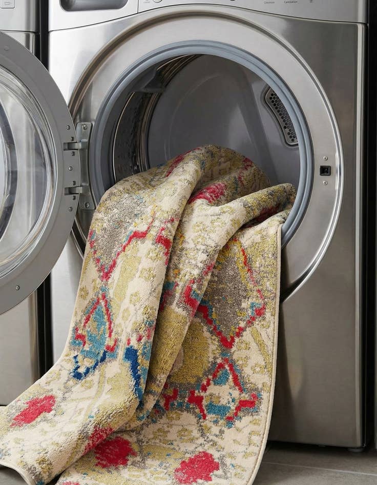 Detail image of 7' x 10'  Washable Santa Fe Rug