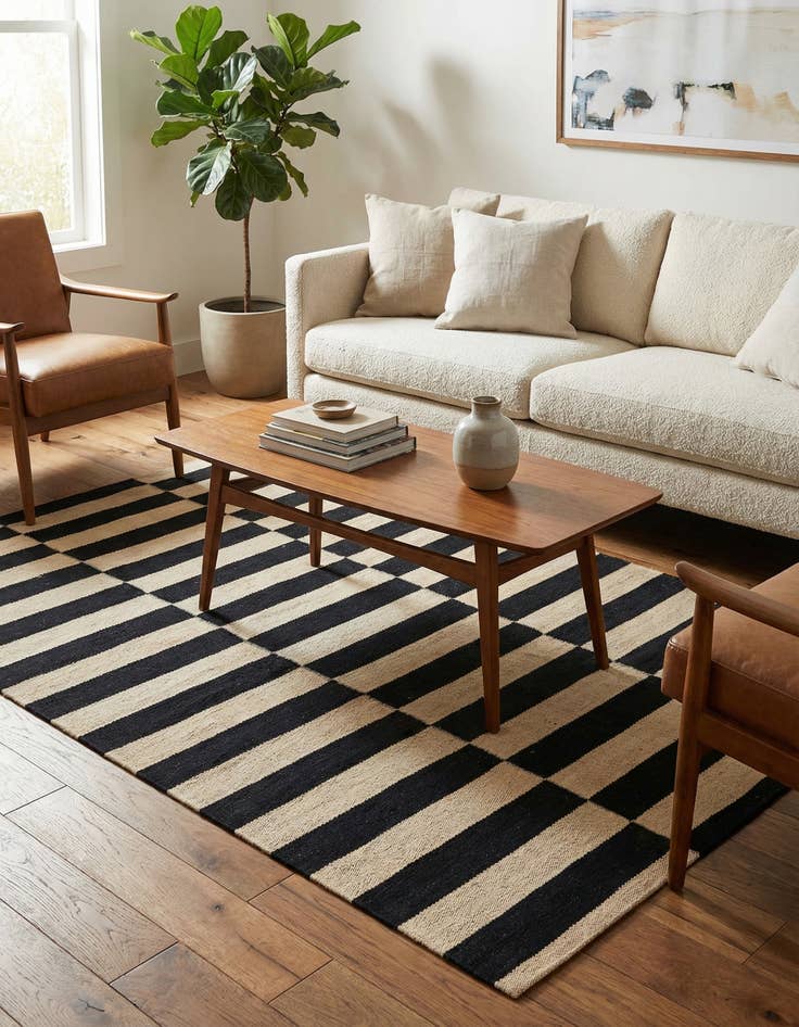 Detail image of 3' 5 x 4' 9  Hand Woven Kilim Modern Wool Rug