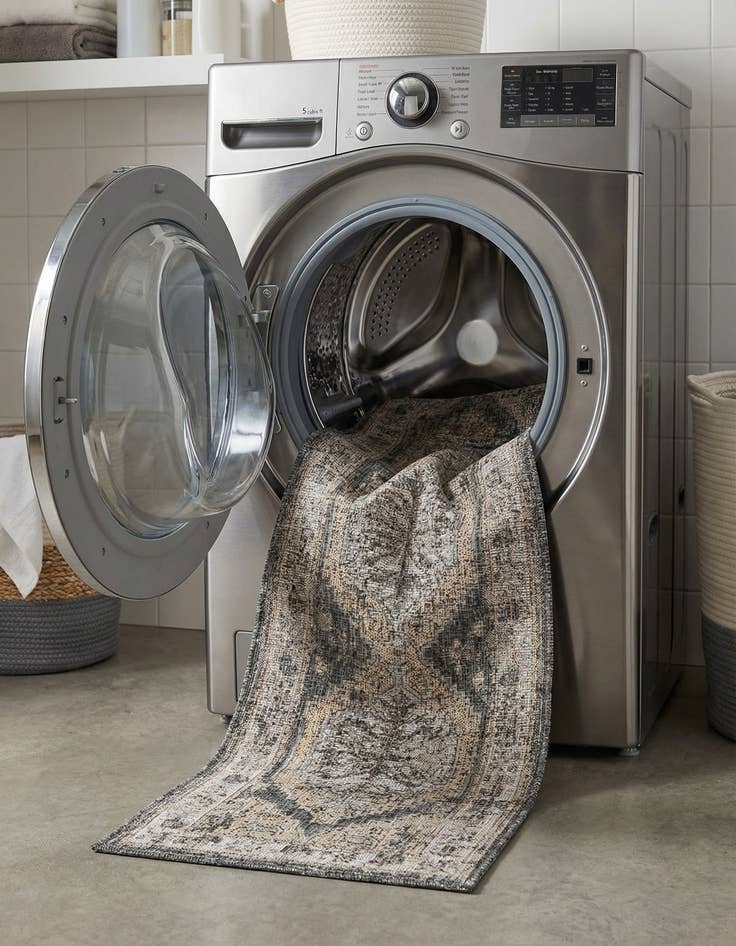 Detail image of  2' 7 x 12'  Washable Traditional Indoor / Outdoor Runner Rug