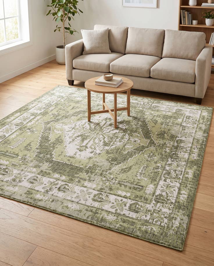 Detail image of 7' 10 x 7' 10 Easy-Clean Traditional Indoor / Outdoor Square Rug