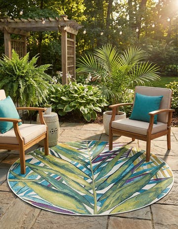 5' x 5' Easy-Clean Botanical Indoor / Outdoor Round Rug