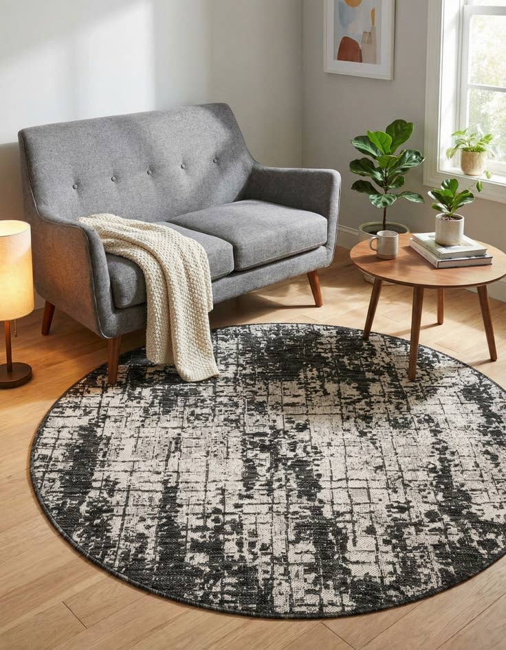 Detail image of 4' x 4'  Washable Modern Indoor / Outdoor Round Rug