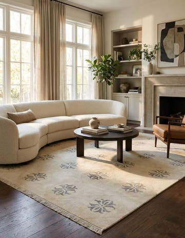 8' 1 x 10' 4 Hand Knotted Darya Wool Rug