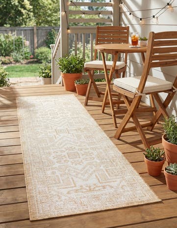 Natural Easy-Clean Aztec Indoor / Outdoor Runner Rug
