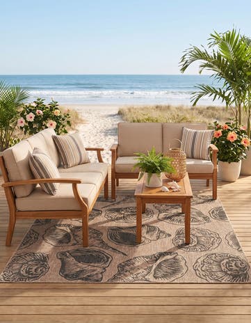 7' 10 x 7' 10 Easy-Clean Coastal Indoor / Outdoor Square Rug