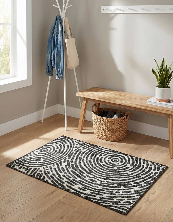 Detail image of  2' x 3'  Washable Modern Indoor / Outdoor Rug