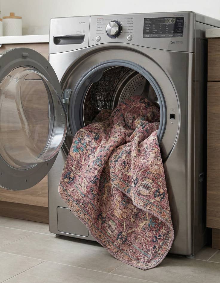 Detail image of 2' x 6'  Washable Nostalgia Runner Rug