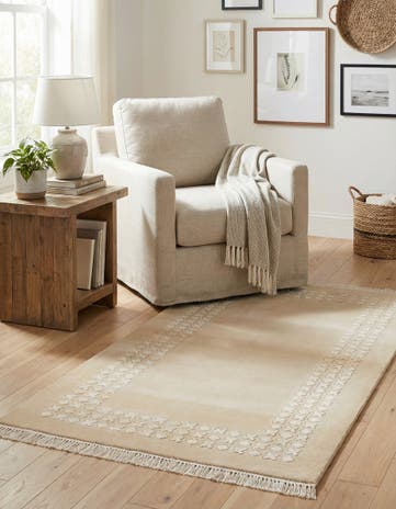 2' 7 x 4' 11 Hand Knotted Darya Wool Rug