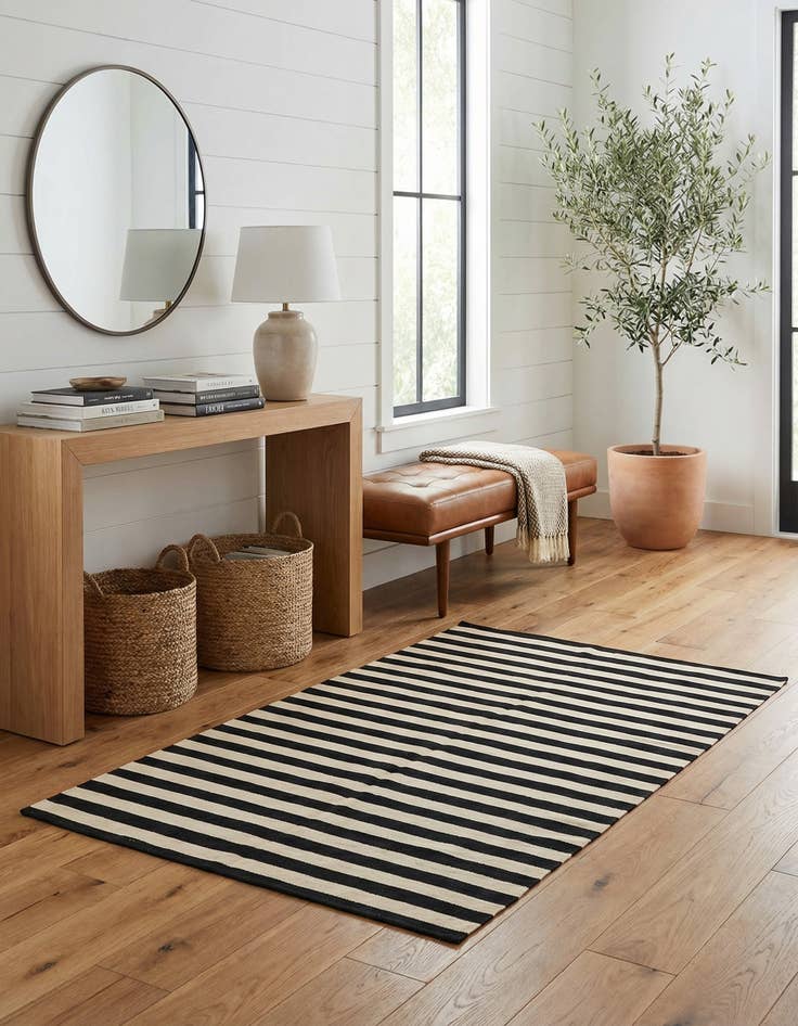 Detail image of 3' 4 x 4' 10  Hand Woven Kilim Modern Wool Rug