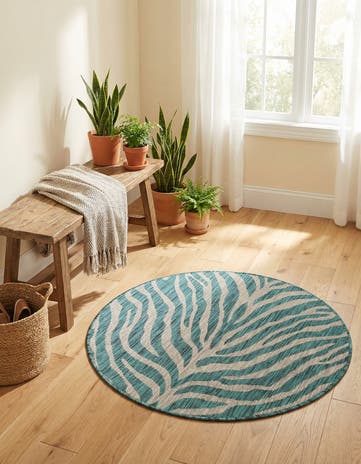 Teal Easy-Clean Safari Indoor / Outdoor Round Rug