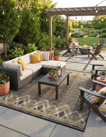 7' 10 x 11' Easy-Clean Modern Indoor / Outdoor Rug