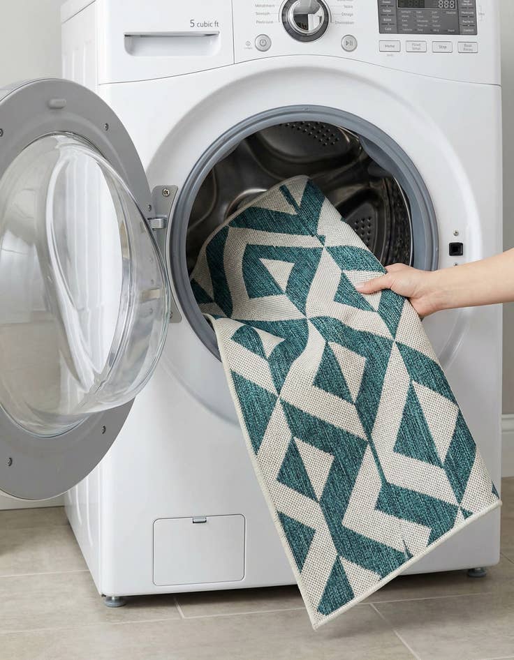 Detail image of 2' x 8'  Washable Jill Zarin Napa Indoor / Outdoor Runner Rug