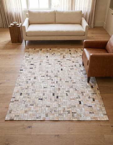 4' 9 x 6' 6 Cowhide Rug